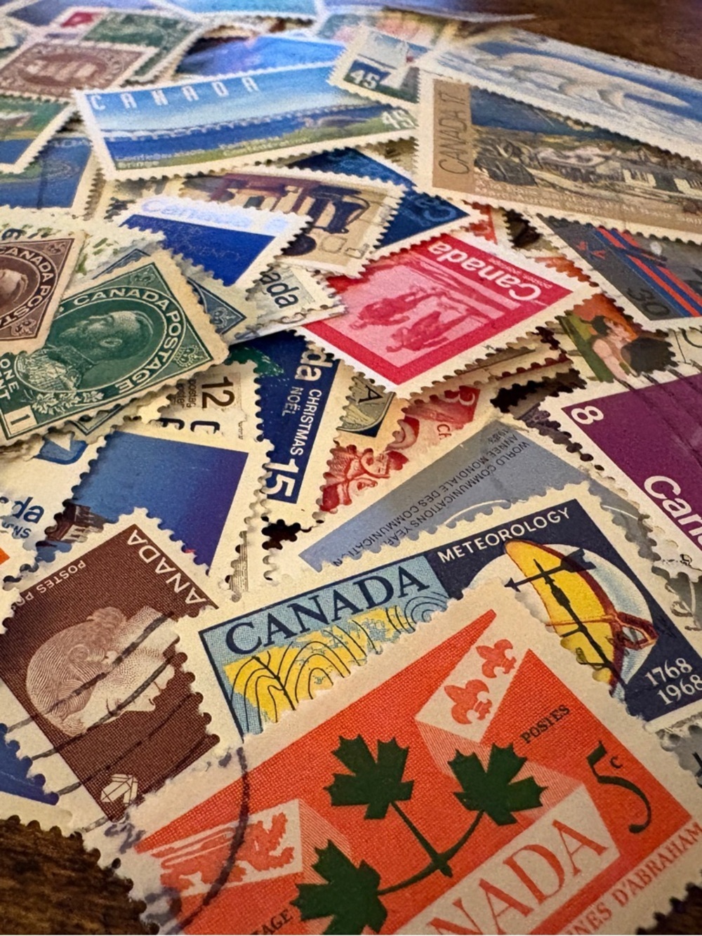 200 Canada Postage Stamps - LOT #2 - Picture 2 of 6